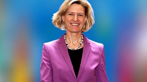 Dr. Angelika Niebler